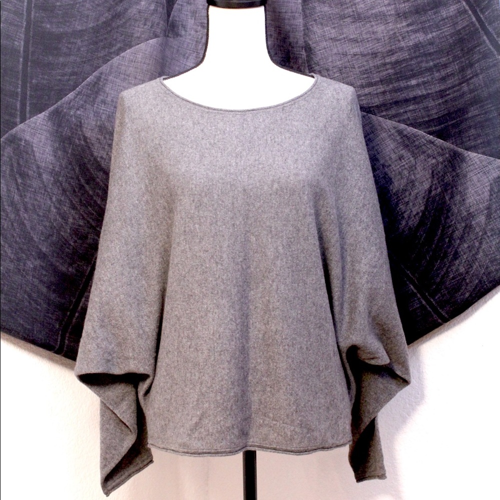 BCBG | 100% Cashmere | Batwing Sweater | Small